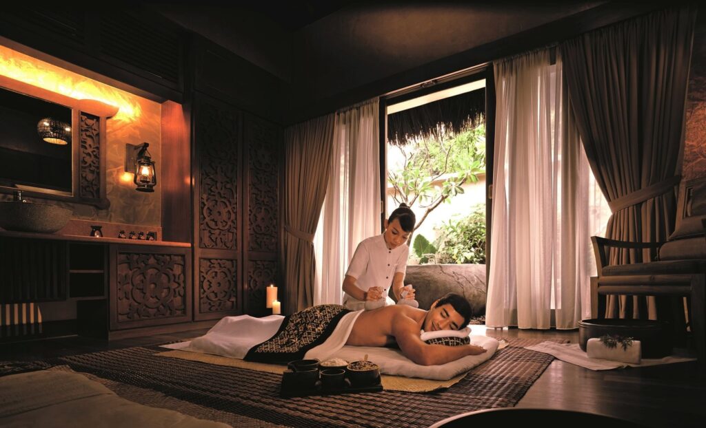 spa in connaught place